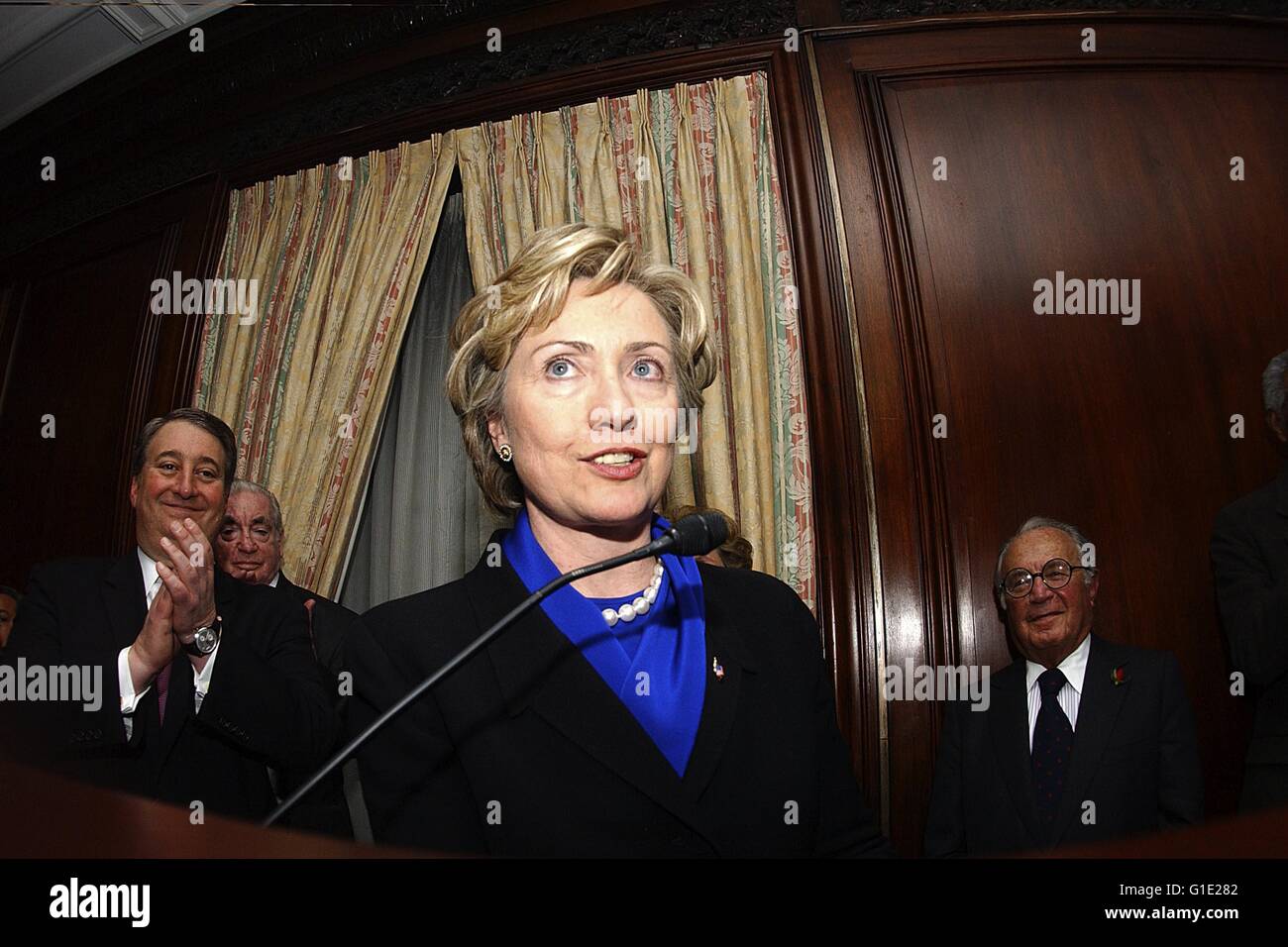 Hillary Clinton en Nueva York, 27.01.2003 | Verwendung weltweit/Picture Alliance Foto de stock