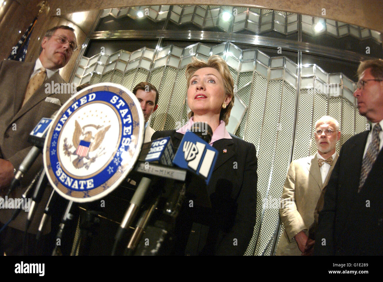 Hillary Clinton en Nueva York, 01.10.2002 | Verwendung weltweit/Picture Alliance Foto de stock