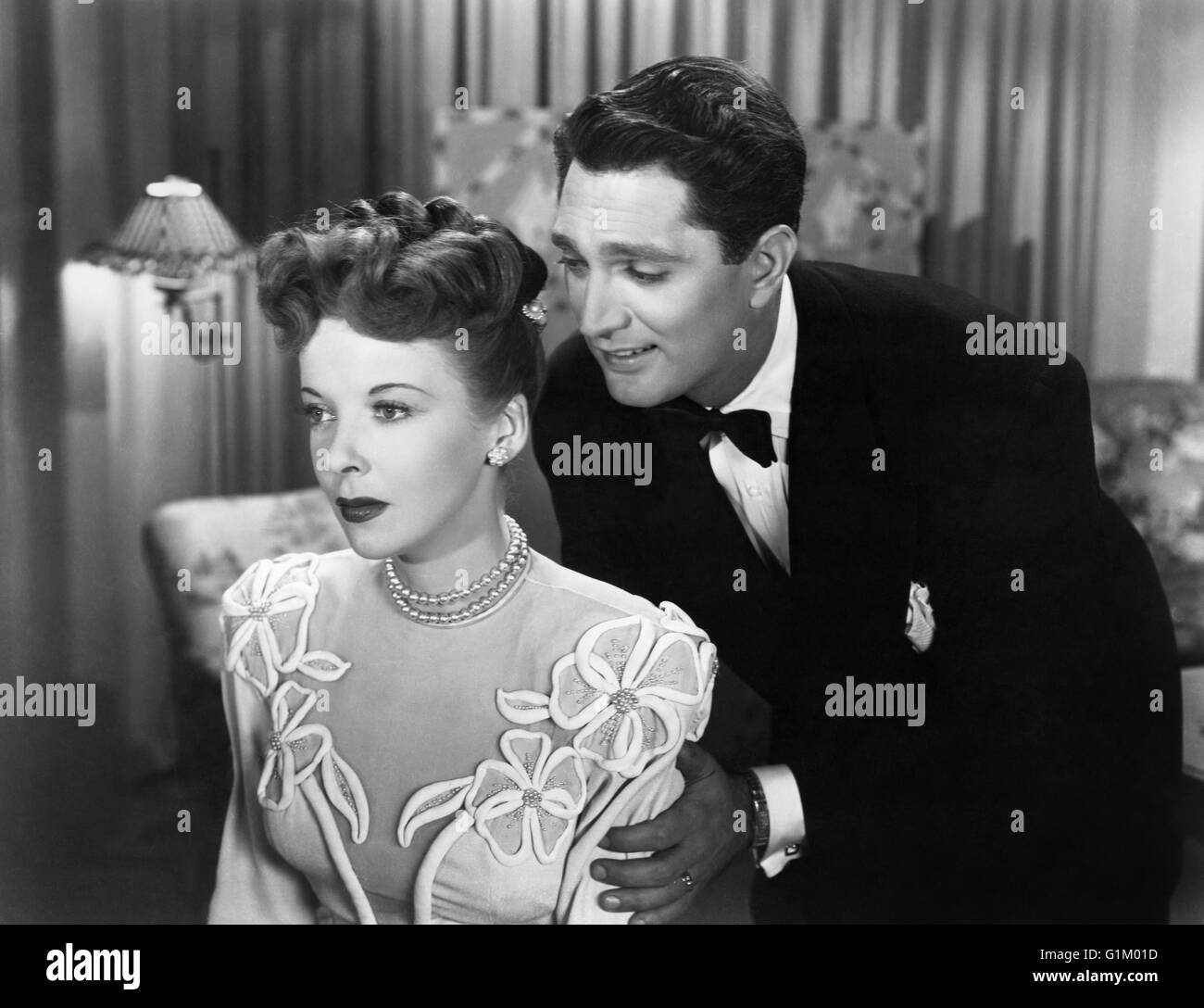 El hombre que amo, 1947. Ida Lupino y Robert Alda en 'El hombre que amo", de 1947. Foto de stock