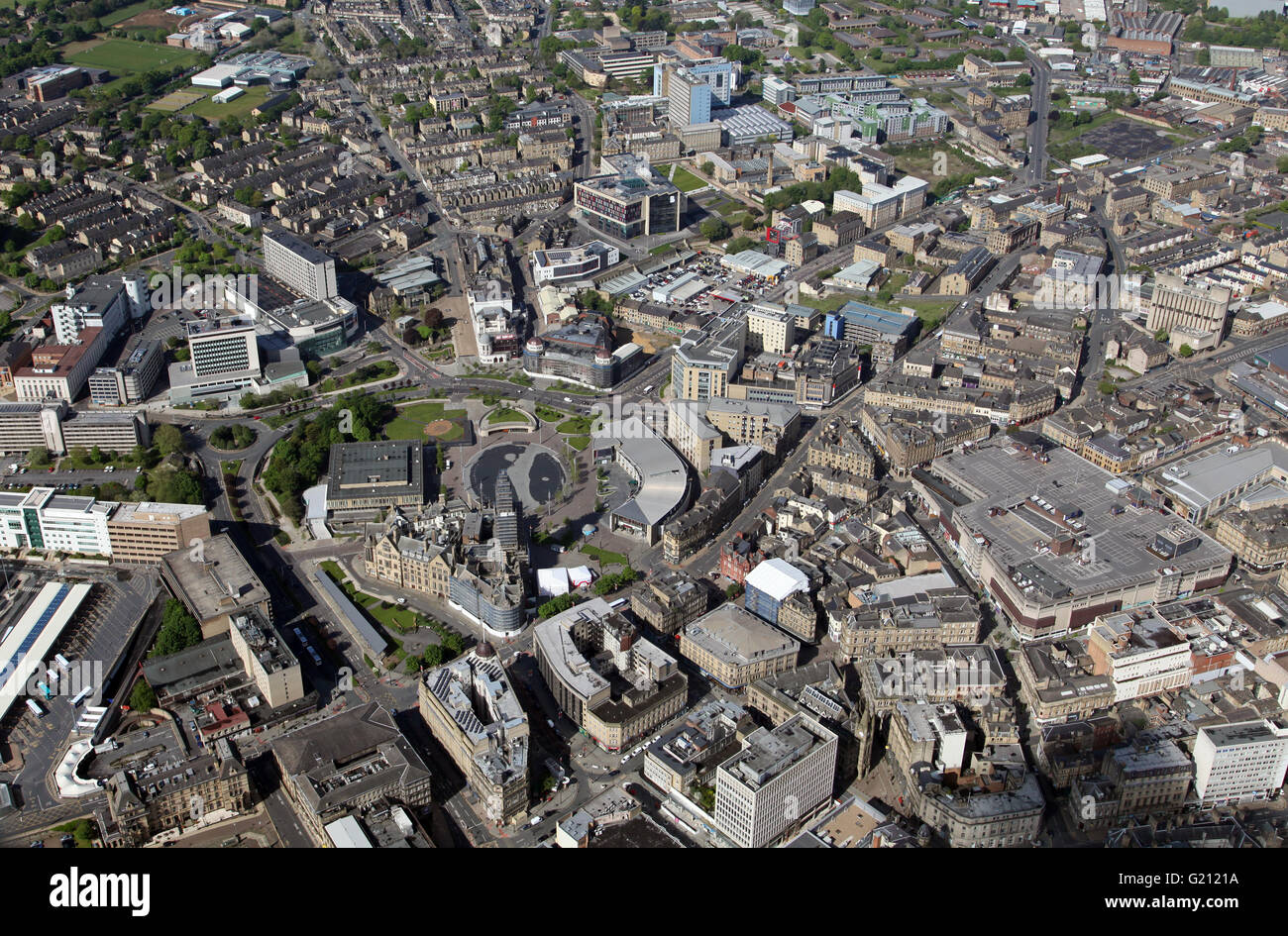 Vista aérea del centro de la ciudad de Bradford, West Yorkshire, Reino Unido Foto de stock
