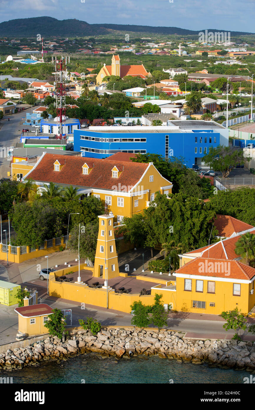 Ciudad de Kralendijk en la isla caribeña de Bonaire, Antillas Foto de stock