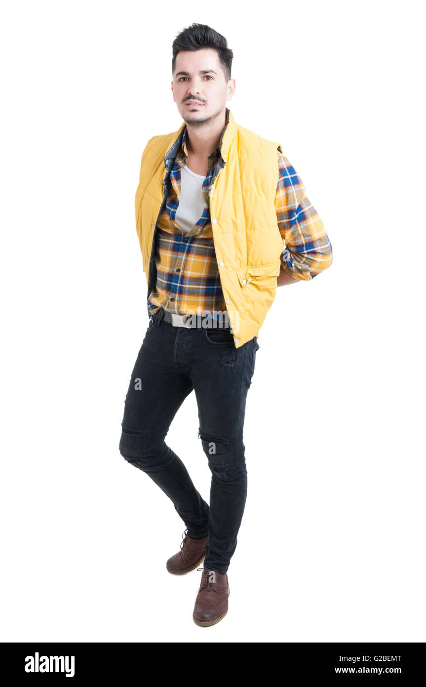 Guapo macho joven posando en primavera ropa casual Ropa de moda como  concepto aislado sobre fondo blanco Fotografía de stock - Alamy