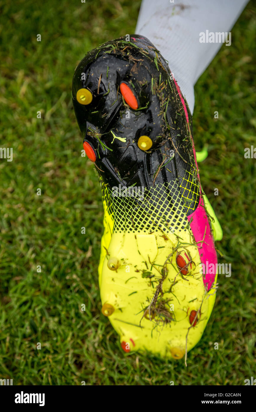 Ru Remisión mostrador Soccer football boots fotografías e imágenes de alta resolución - Página 3  - Alamy