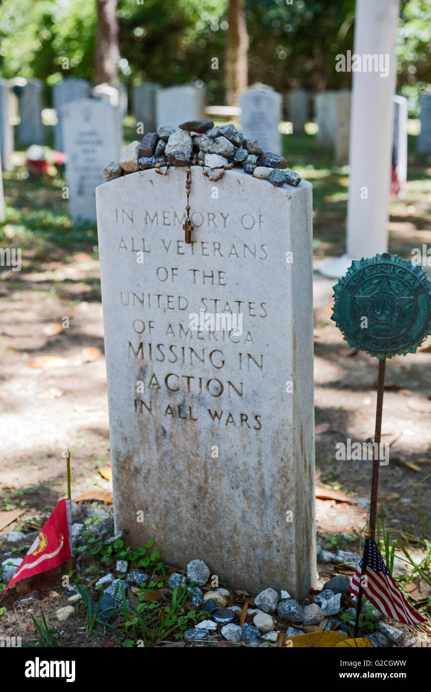 En Savannah, Georgia - un monumento a los soldados desaparecidos en acción en Buenaventura cementerio. Foto de stock
