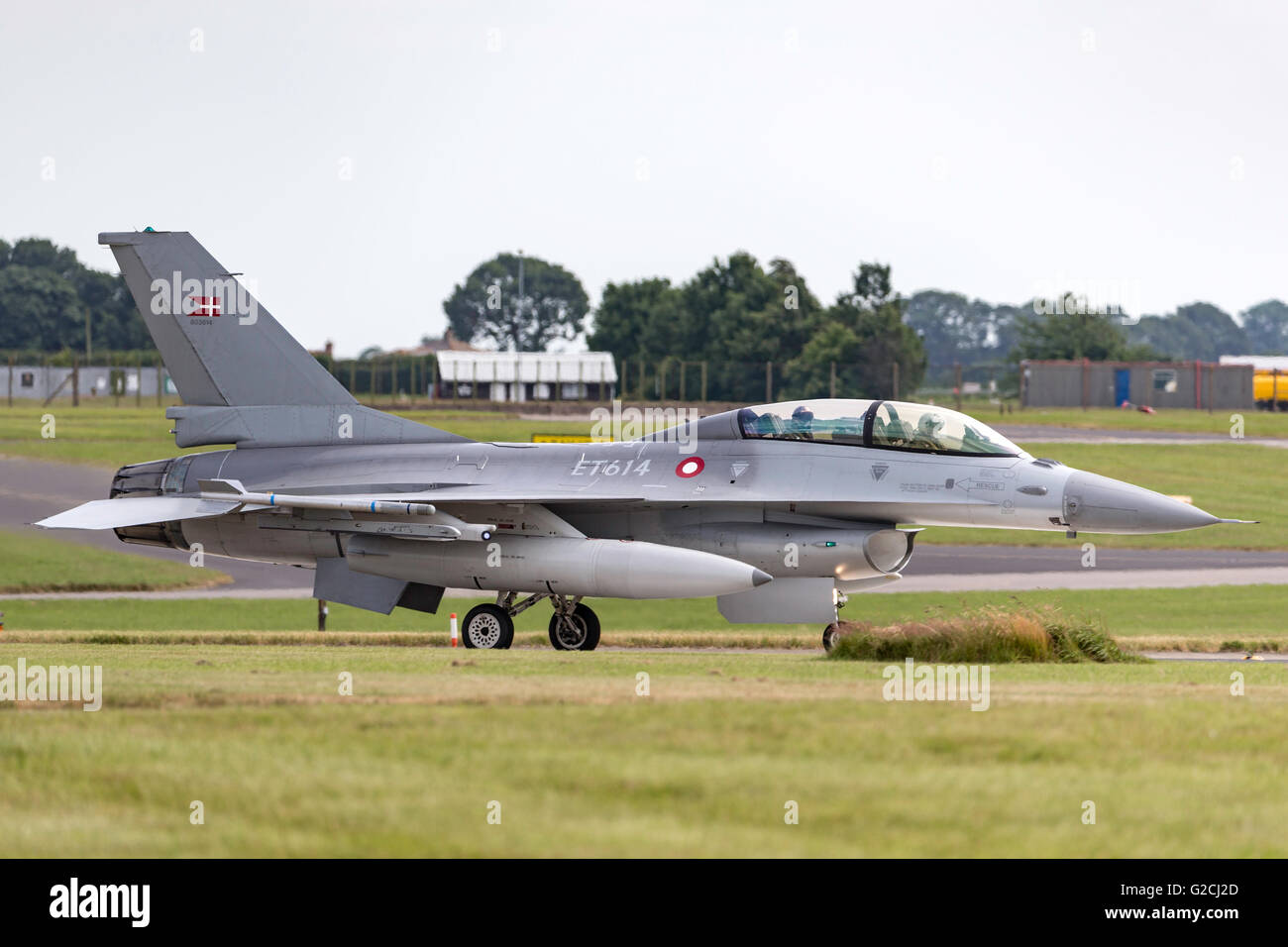 La Fuerza Aérea Real Danesa (Kongelige Danske Flyvevåben) General Dynamics F-16BM. Foto de stock