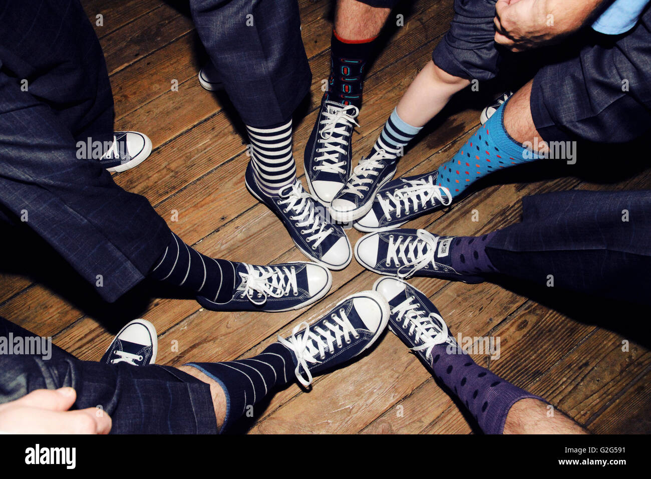 converse y calcetines