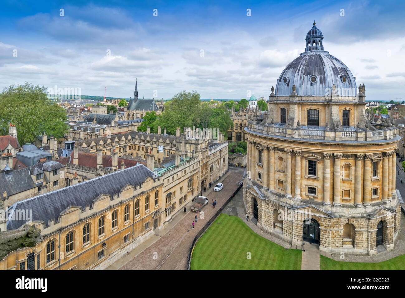 La ciudad de Oxford Radcliffe Camera y Lincoln College Foto de stock