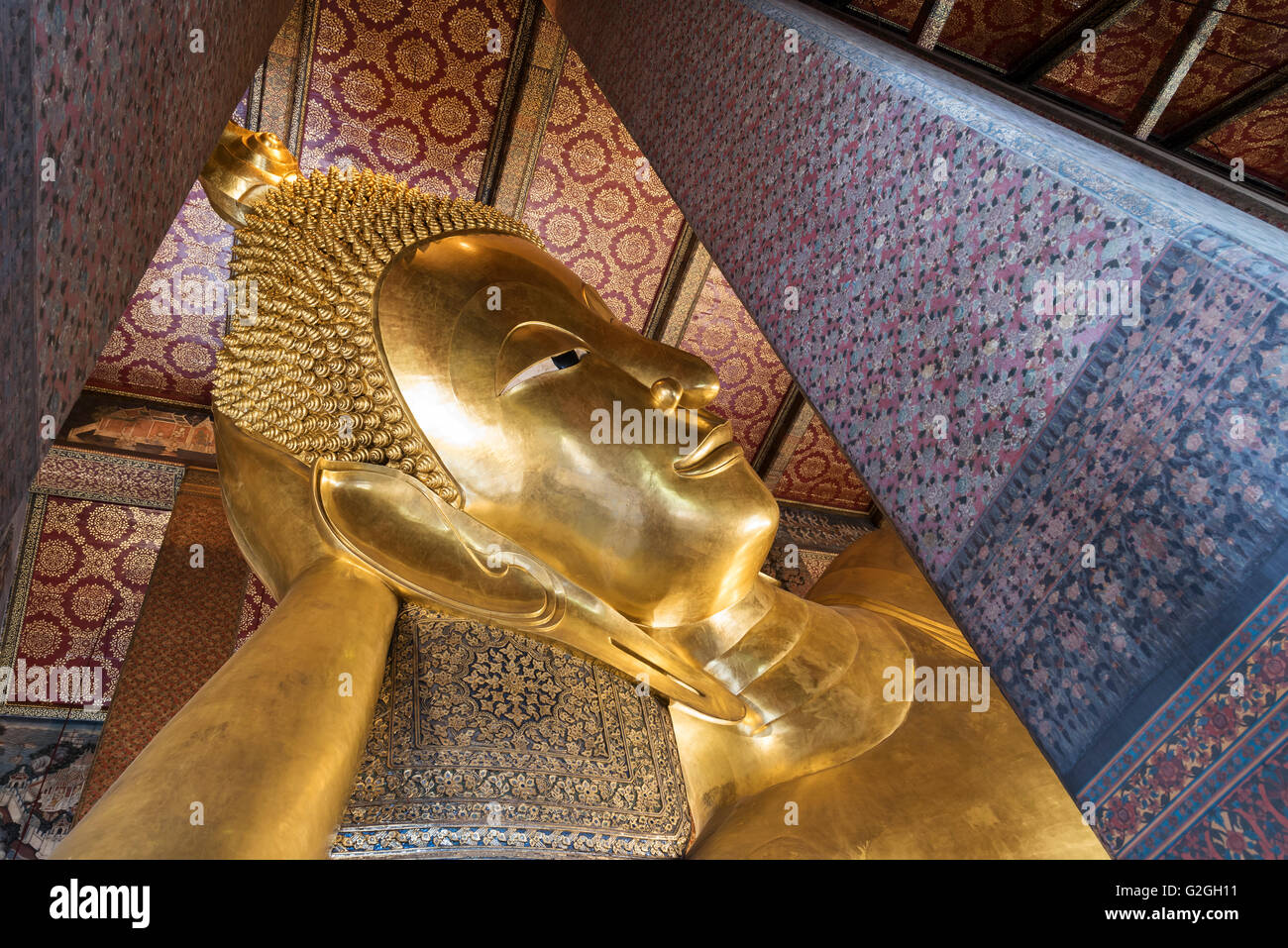 Templo del Buda Reclinado, Wat Pho (Wat Po), Bangkok, Tailandia Foto de stock