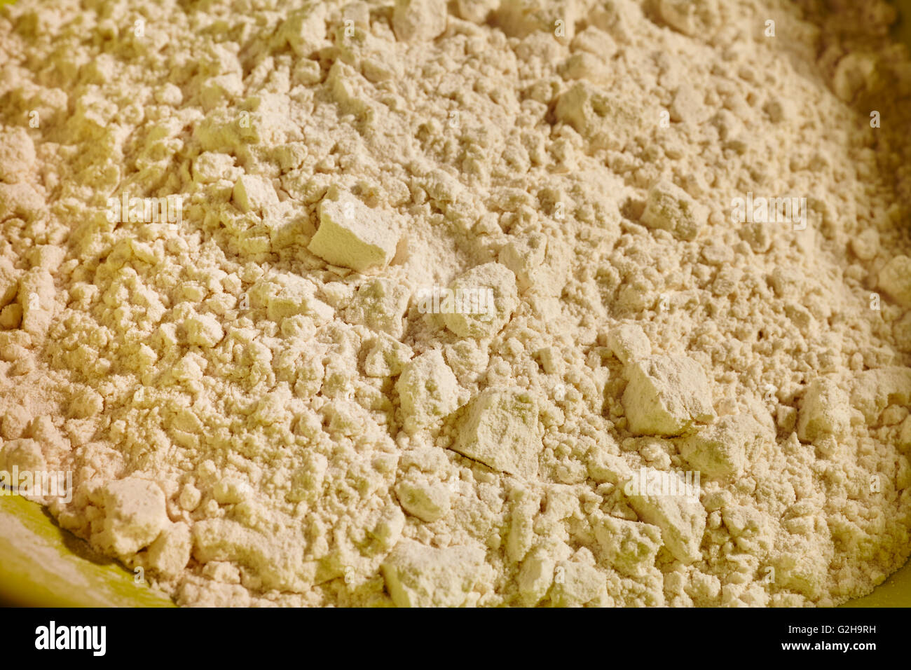 Blanqueó blanco de harina para hacer pan, llamado 'fuerte' la harina en el REINO UNIDO Foto de stock