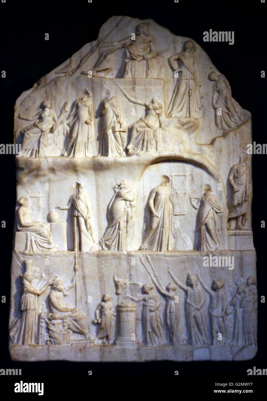 Socorro mármol mostrando la apoteosis de Homero. De Priene Archelaos 225BC. Foto de stock