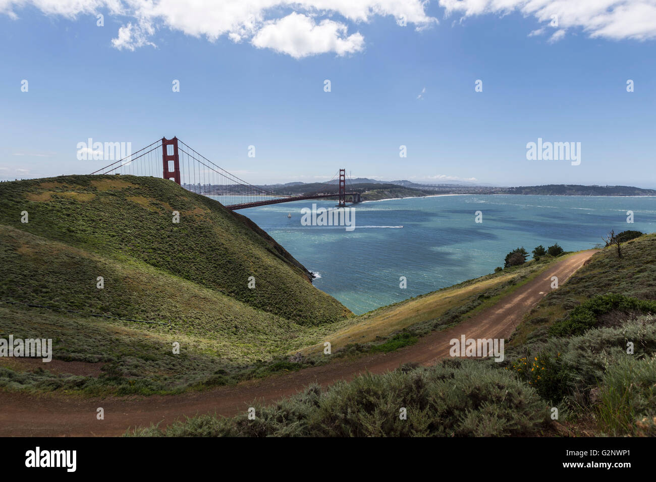 Marin bridge ver laderas del Golden Gate National Recreation Area Foto de stock