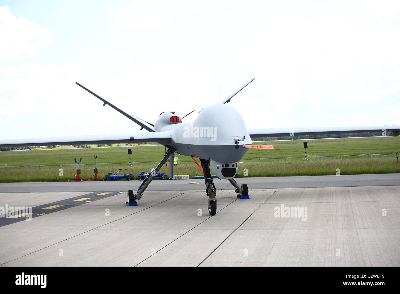 Berlín, Alemania, 2 de junio, 2016: US Air Force presenta Predator Drone B en Berlin Air Show 2016. Crédito: Jake Ratz/Alamy Live News Foto de stock