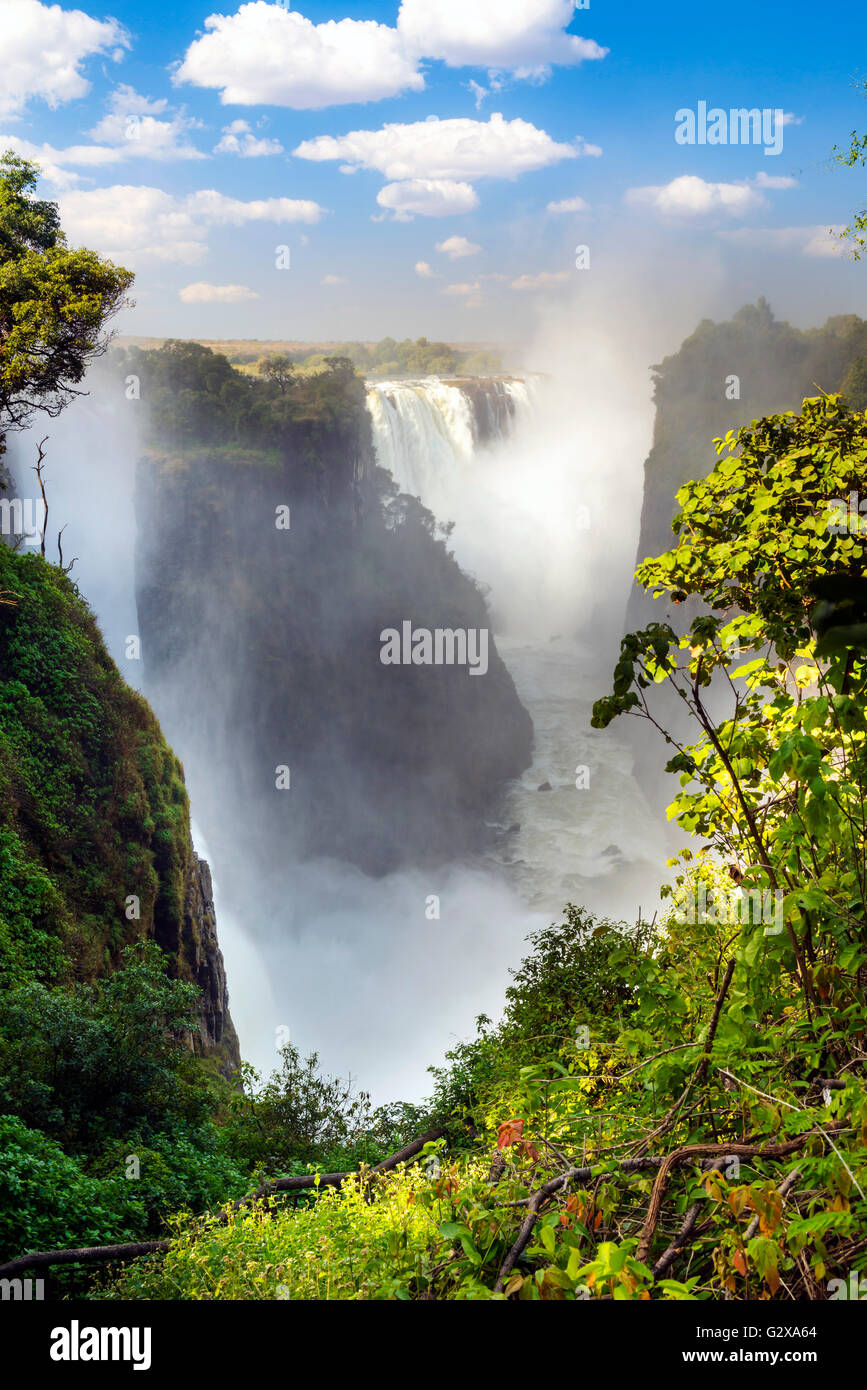 Las cataratas Victoria en África, una de las siete maravillas del mundo Foto de stock