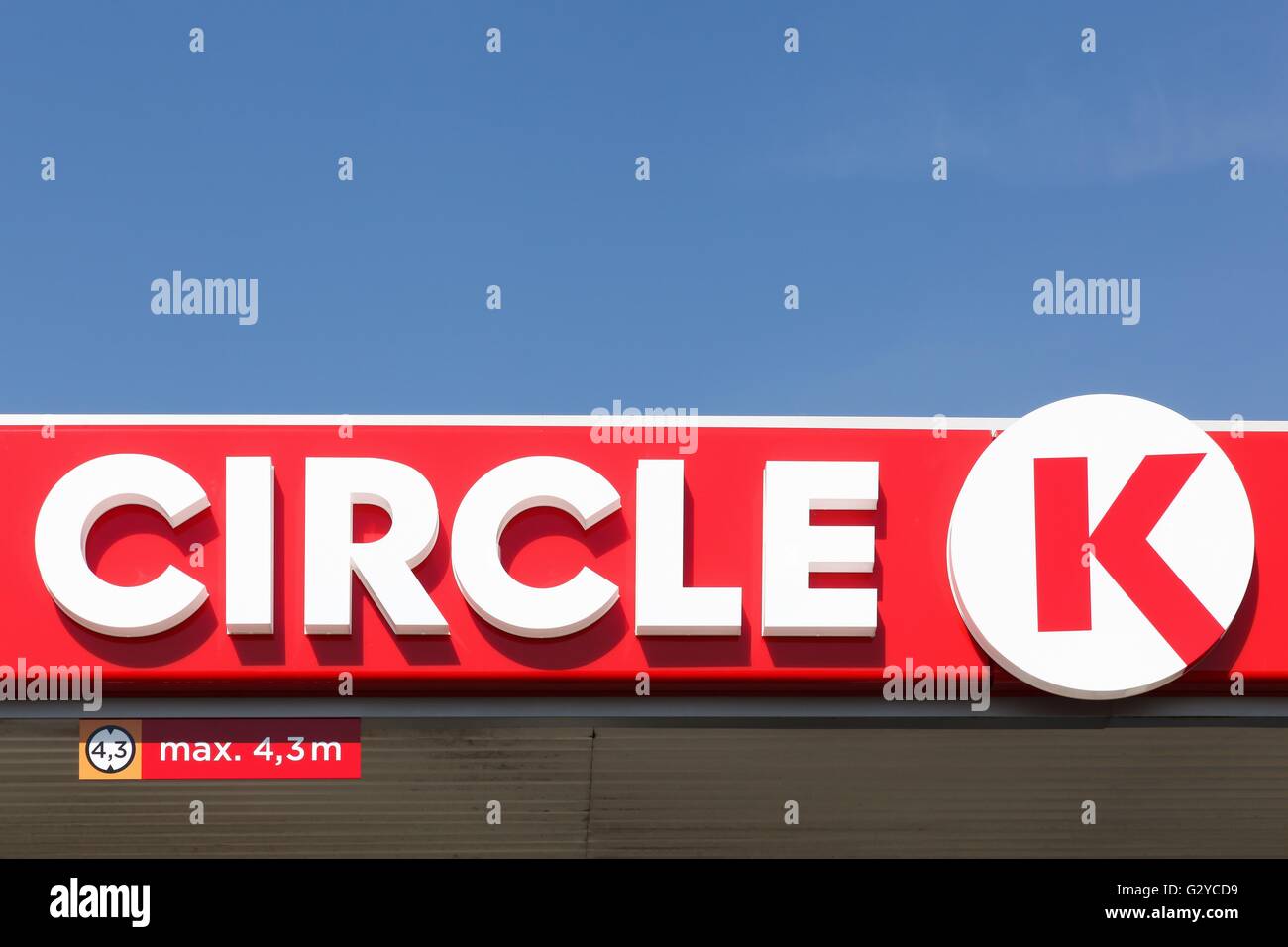 Circle K firmar en una gasolinera Foto de stock