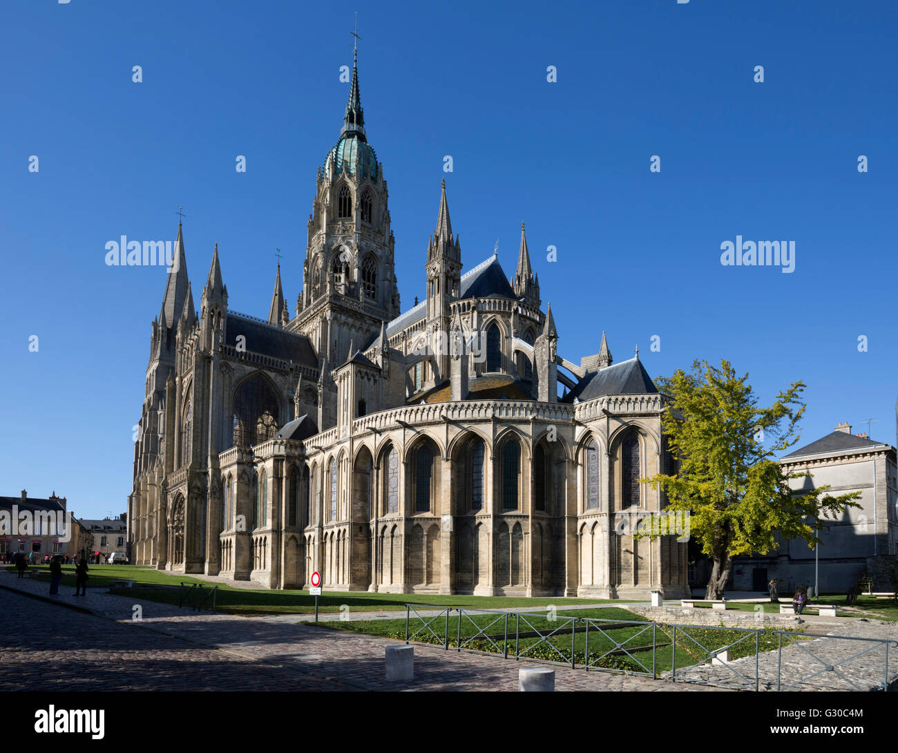 East End de la catedral de Notre-Dame, de Bayeux, Normandía, Francia, Europa Foto de stock