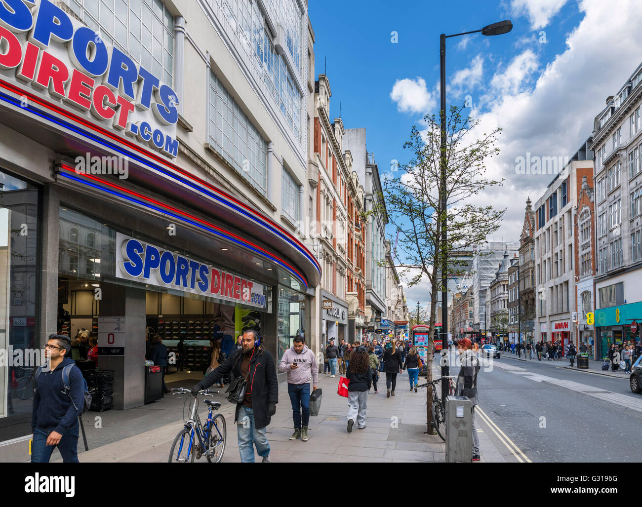 Tiendas en Oxford Street, en el West End, Londres, Inglaterra, Reino Unido. Foto de stock