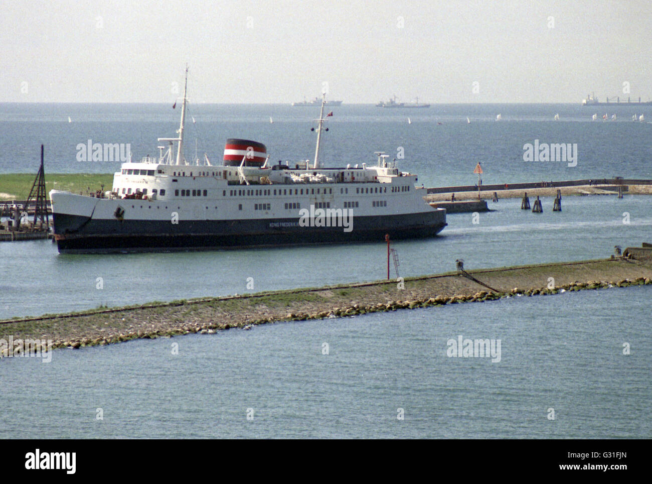 Rostock, DDR, ferry Kong Frederik IX en Ueberseehafen Rostock Foto de stock