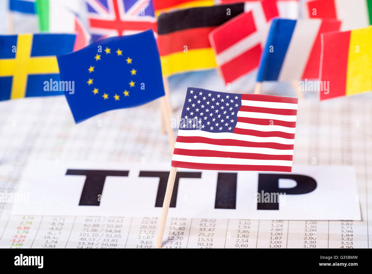 Foto símbolo del acuerdo de libre comercio transatlántico, TTIP Foto de stock