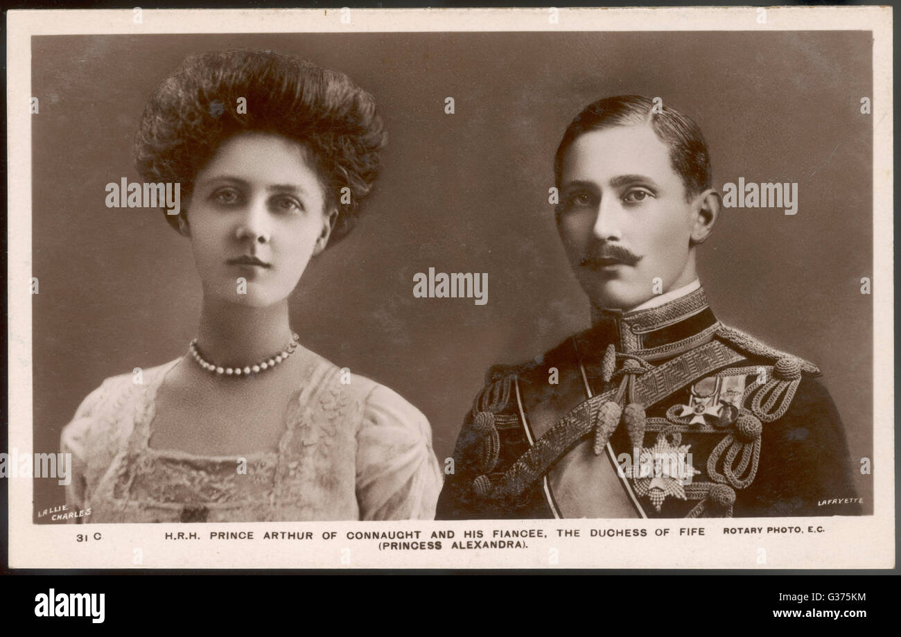 PRINCE ARTHUR de Connaught y su prometida, la princesa Alexandra, duquesa de Fife, en 1913. Fecha: 1883 - 1938 Foto de stock