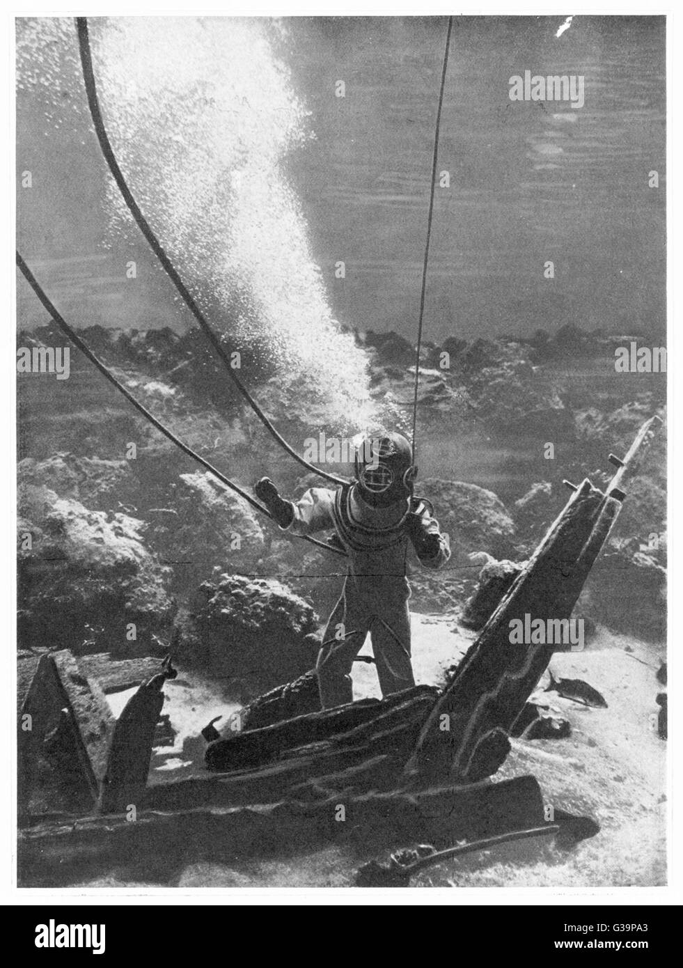 Ilustración basada en la primera fotografía submarina de un buzo. Fecha: circa 1900 Foto de stock