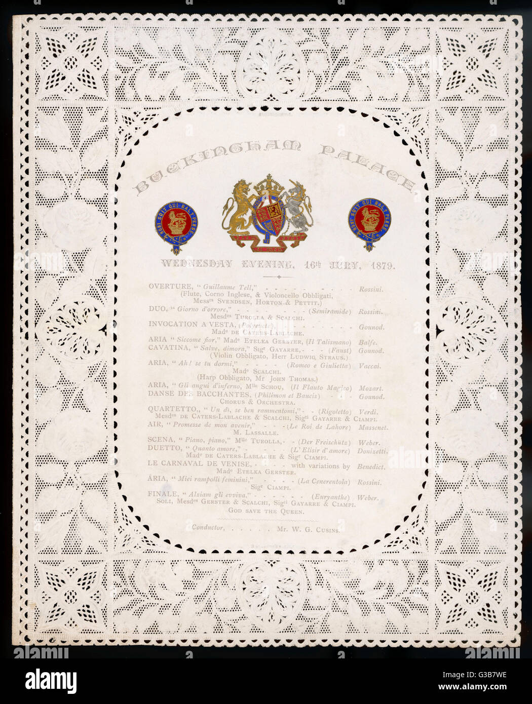 Un rico y variado surtido de piezas, sin duda seleccionado por Victoria misma, realizada en el Palacio de Buckingham. Fecha: 16 de julio de 1879 Foto de stock