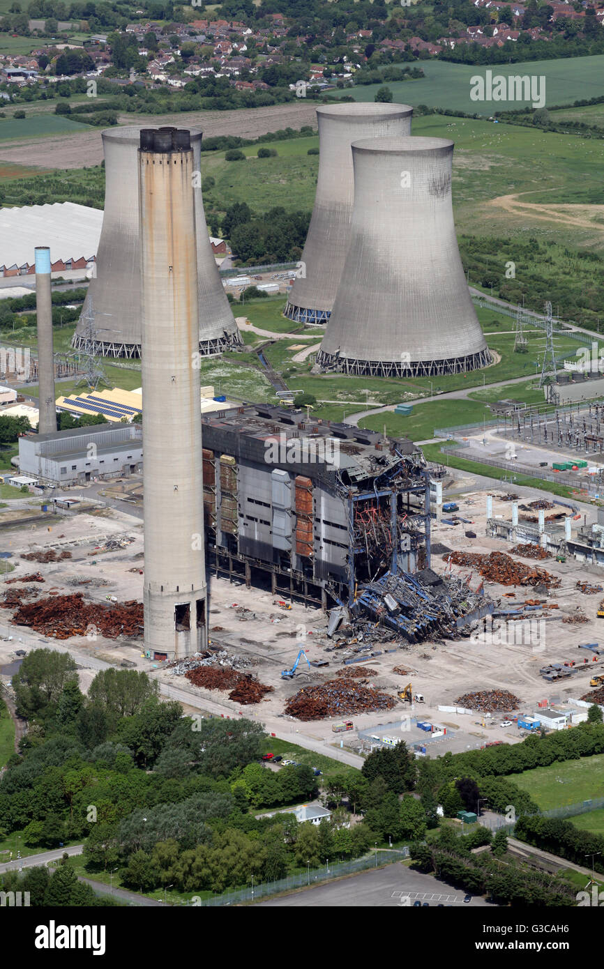 Vista aérea de Didcot Power Station en Oxfordshire, incluida la caldera colapsada casa que mató a 3 trabajadores en Feb 2016, UK Foto de stock
