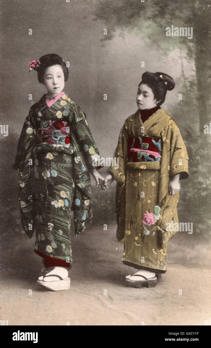 Japan and geisha and shoes fotografías e imágenes de alta resolución - Alamy