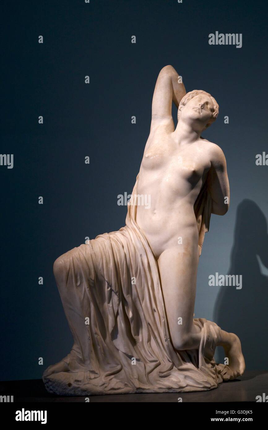 Morir Niobid, copia romana de la escultura griega, 2 º siglo DC, el Palazzo Massimo, Museo Nacional de Roma, Italia Foto de stock