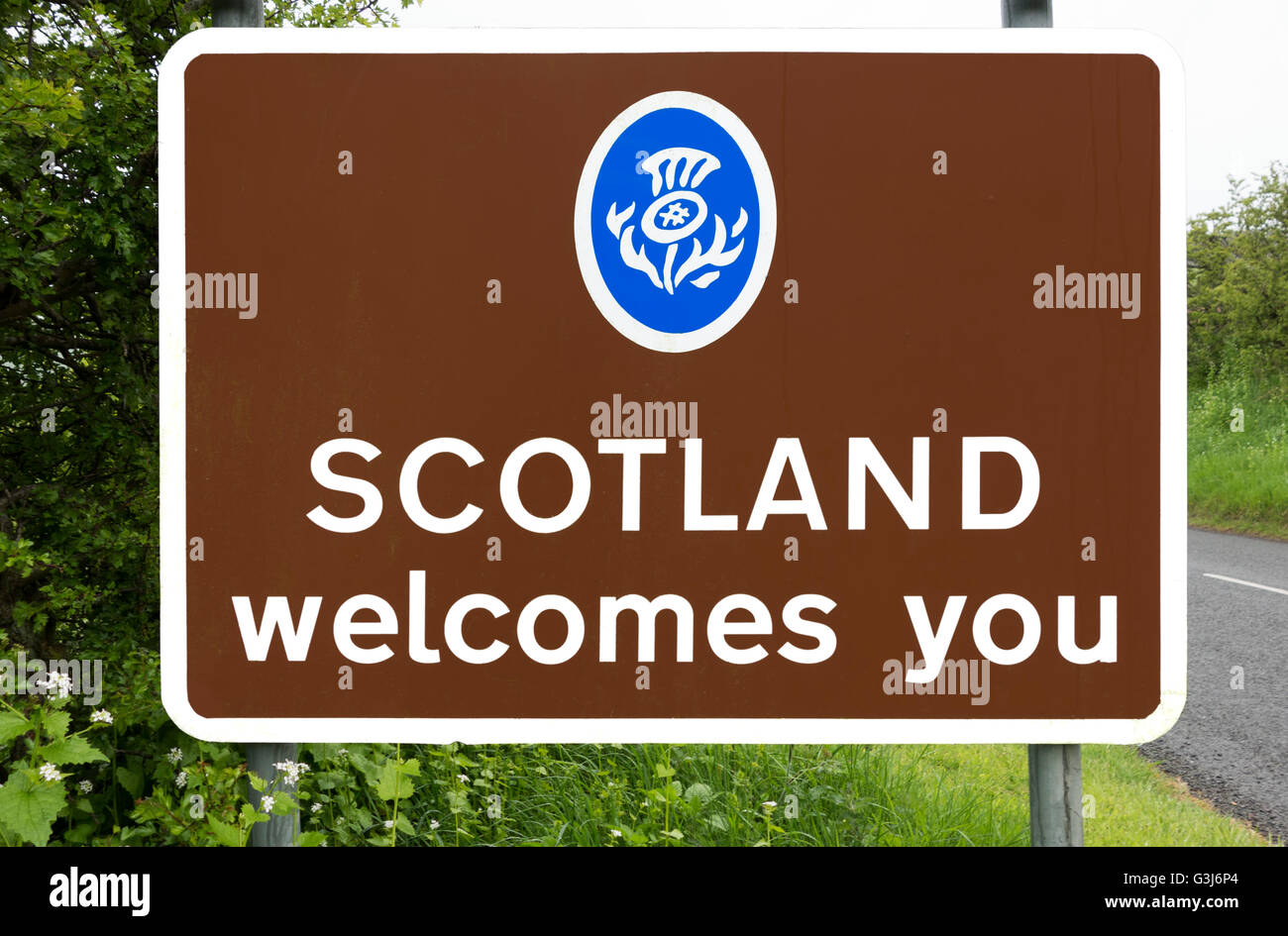 Señal de carretera ¡Bienvenido a Escocia, Scottish Borders, Scotland, Reino Unido Foto de stock