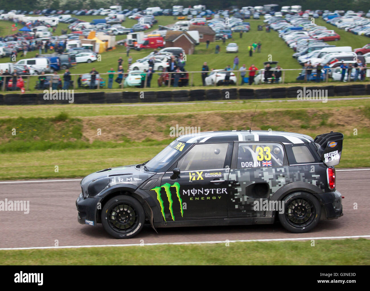 Mundo de carreras de rallycross, BMW Mini impulsada por Liam Doran. Foto de stock