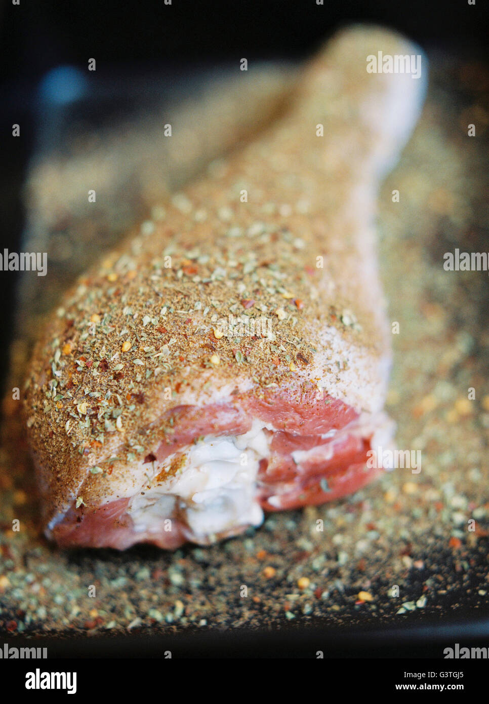 Pierna de cerdo cruda fotografías e imágenes de alta resolución - Alamy