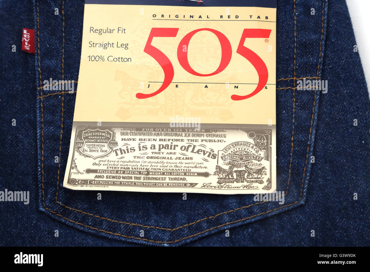 Strauss Original ficha roja 505 Jeans etiqueta Fotografía de stock - Alamy