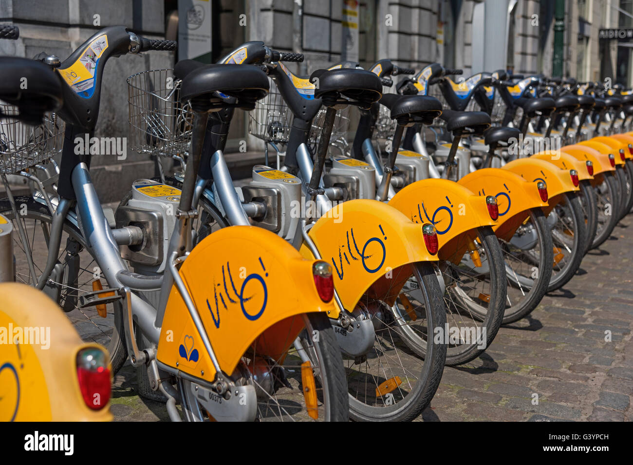 Alquiler bicicletas bruselas fotografías e imágenes de alta resolución -  Alamy
