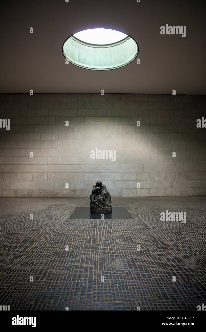 Memorial de la República Federal de Alemania para las víctimas de la guerra por kathe kollwitz Foto de stock