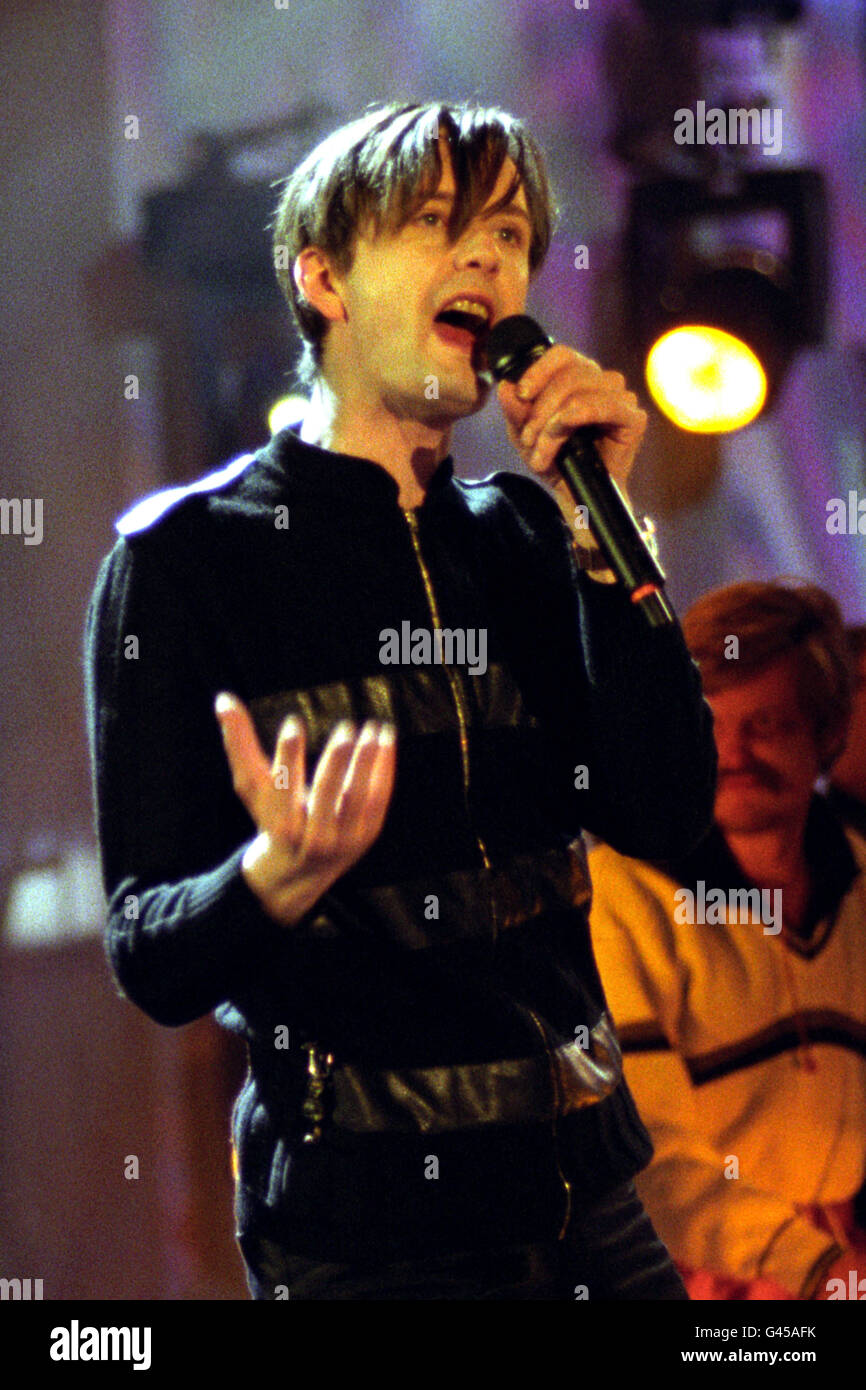 Música - Pulpa - 1996. Jarvis Cocker, cantante de la banda británica Pulp. Foto de stock