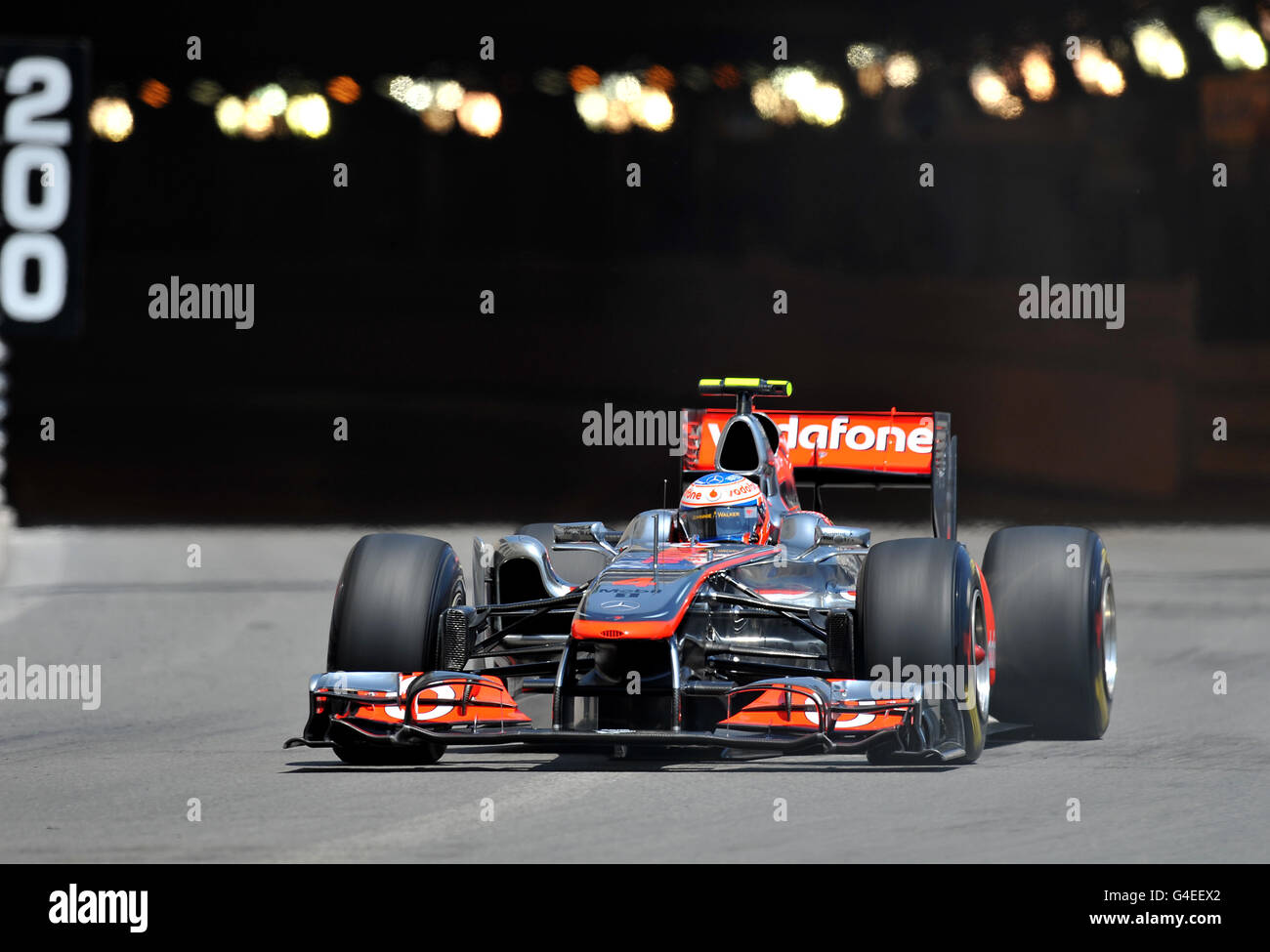 Jenson Button de McLaren durante la sesión de práctica del Gran Premio de Mónaco, Monte Carlo. Foto de stock