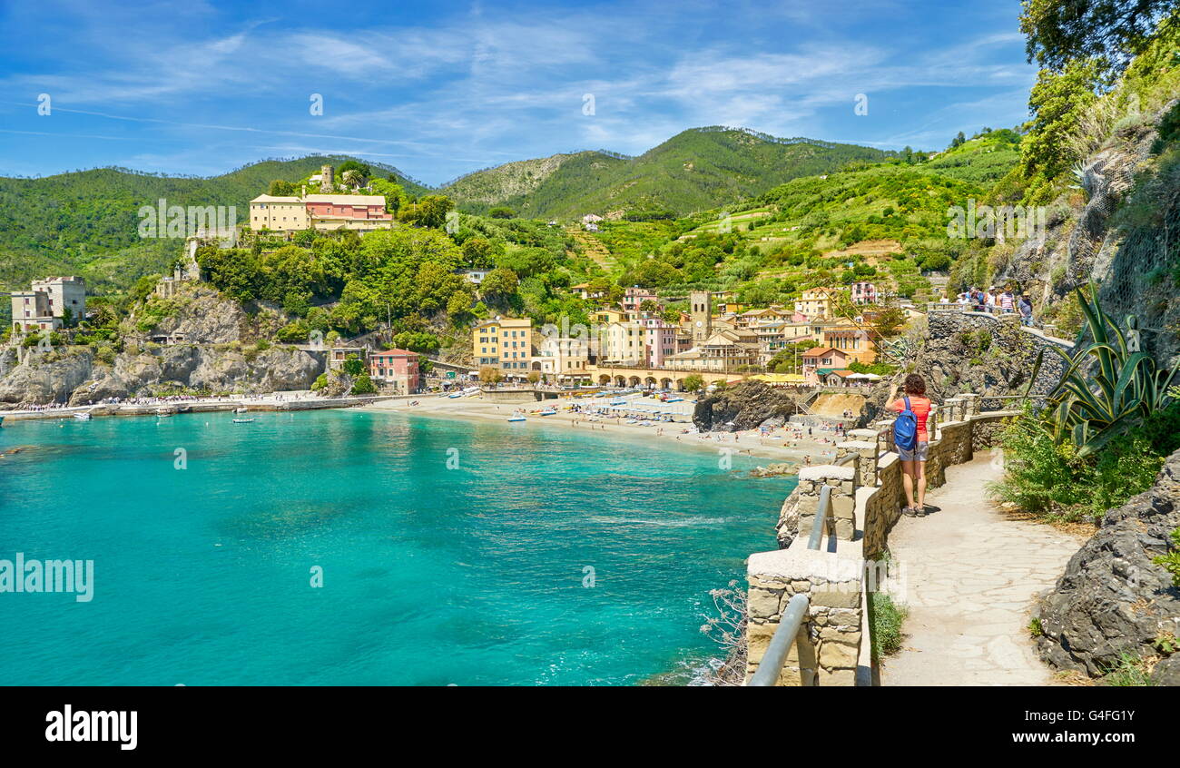 Sendero turístico a Monterosso, Cinque Terre, Liguria, Italia Foto de stock