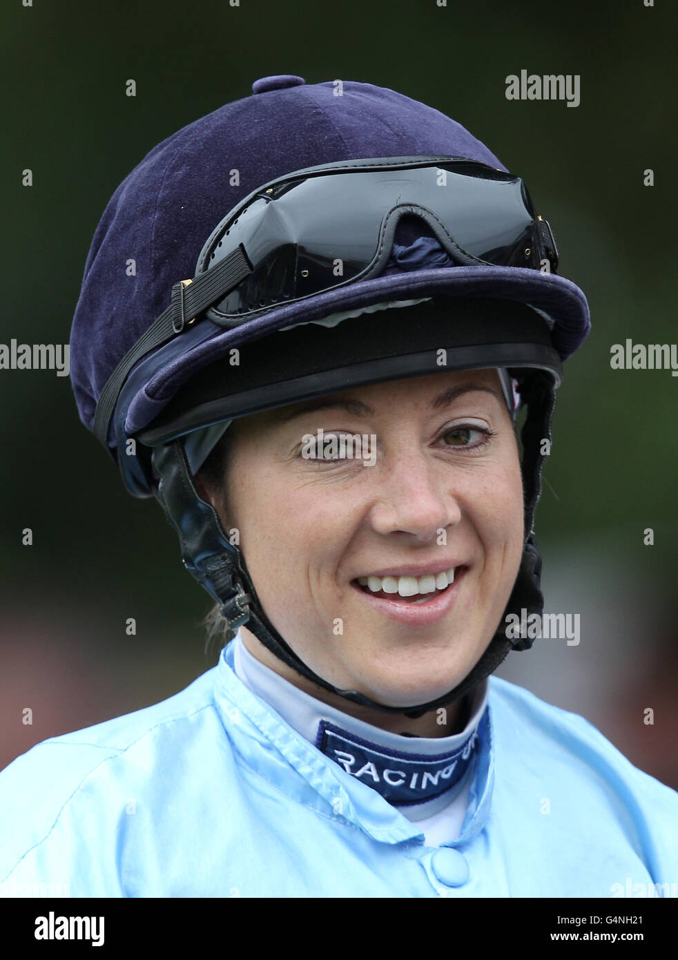 Carreras de caballos - Ebor Festival 2011 - Darley Yorkshire Oaks & Ladies Day - Hipódromo de York. Hayley Turner, jinete Foto de stock