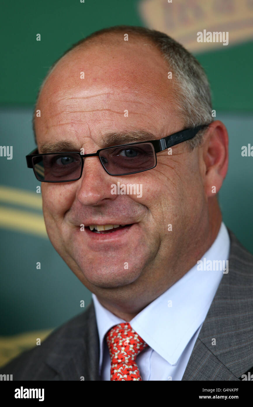 Carreras de caballos - Ebor Festival 2011 - Juddmonte International - Hipódromo de York. Entrenador Richard Fahey Foto de stock