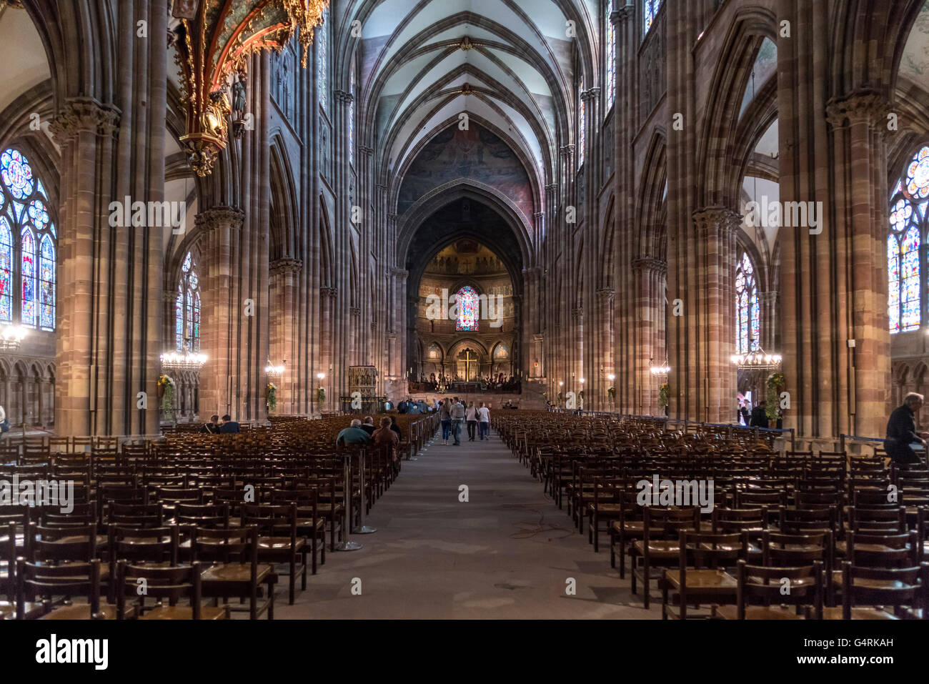 Interior de la catedral de Estrasburgo, Estrasburgo, Alsacia, Francia Foto de stock