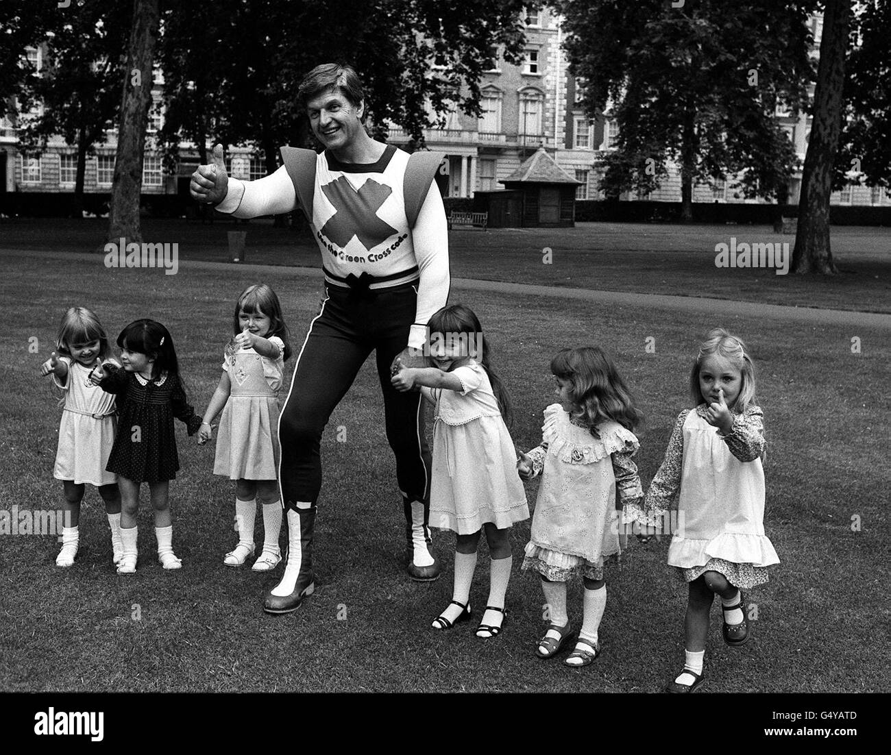 dave-prowse-miss-peras-1981-fotograf-a-de-stock-alamy