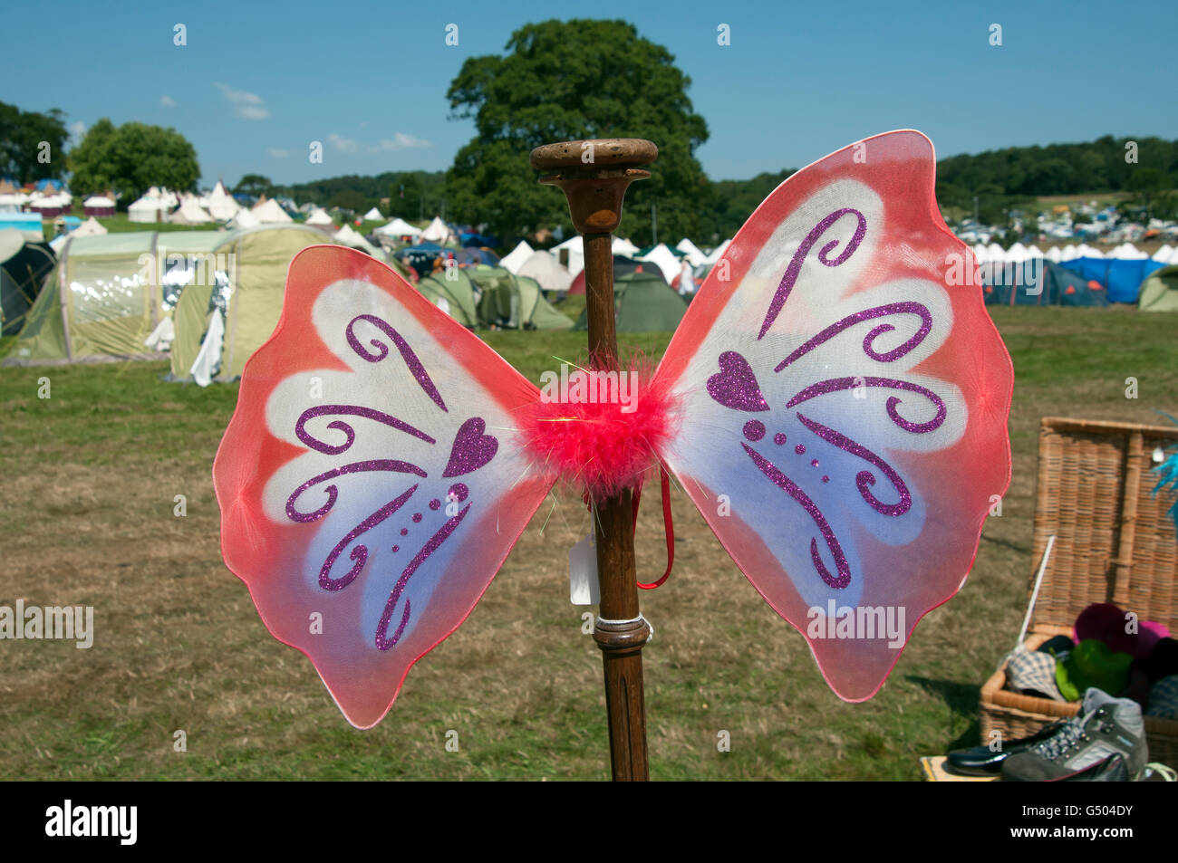 Made of butterfly wings fotografías e imágenes de alta resolución - Alamy