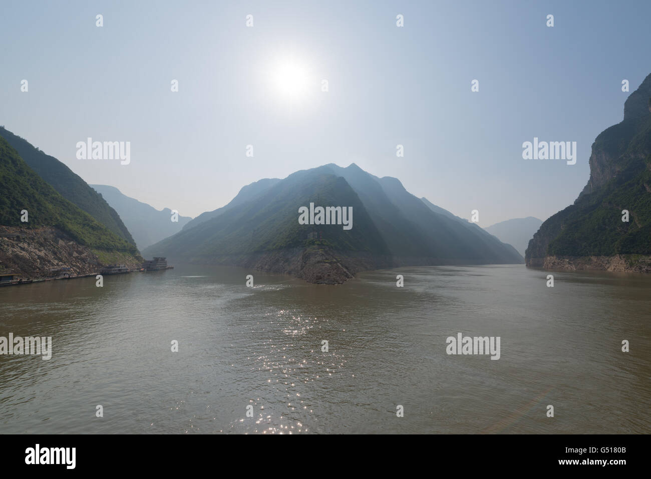 China, Chongqing, crucero por el río Yangtze, la boca de Daning en Wushan condado a Wu Gorge Foto de stock