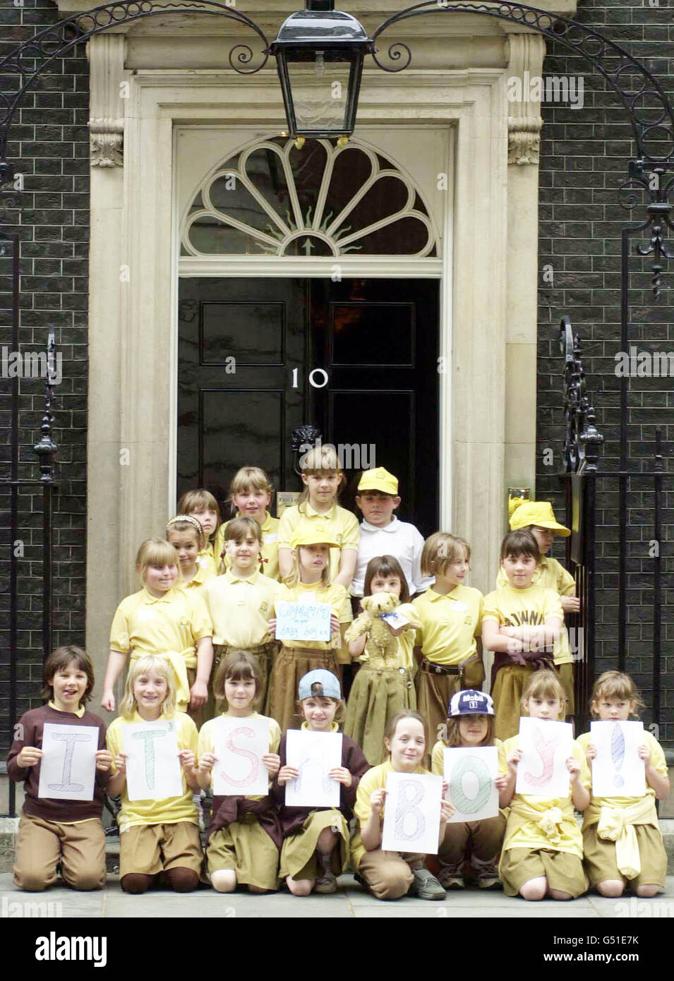 Uniforme de brownie fotografías e imágenes de alta resolución Alamy