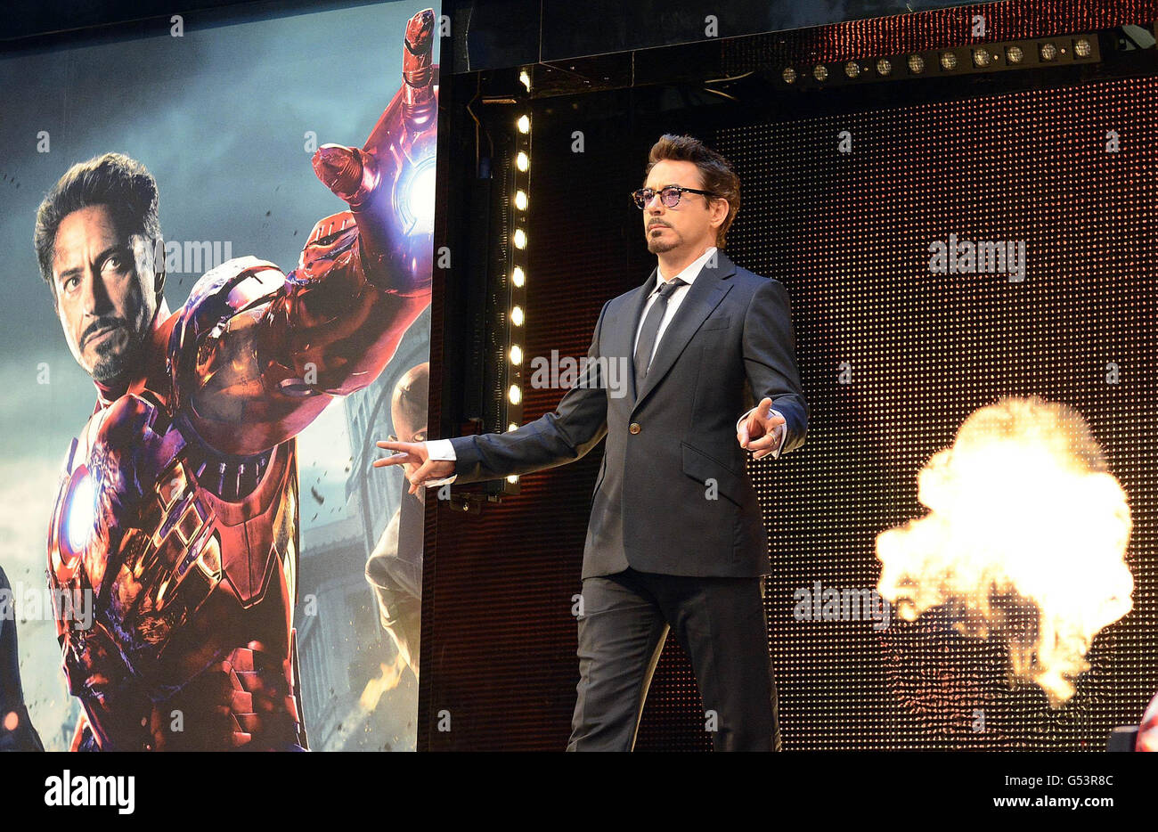 Robert Downey Jr en el Marvel Avengers Assembly European Premiere en el  Westfield Center, Londres Fotografía de stock - Alamy