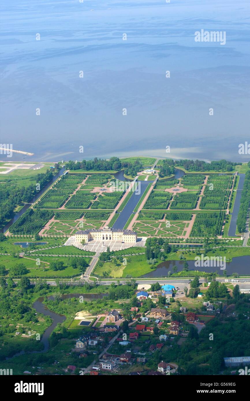 Vista aérea del Palacio de Constantino, Strelna, cerca de San Petersburgo Foto de stock