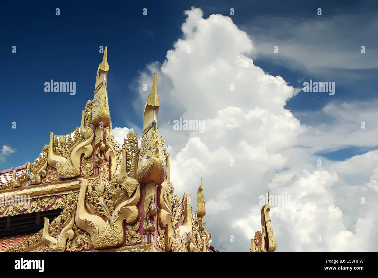 Detalle del Templo birmano Dhamikarama en Penang, Malasia Foto de stock