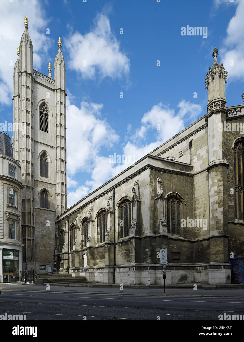 St Mary Aldermary, iglesia en la ciudad de Londres, exterior Foto de stock