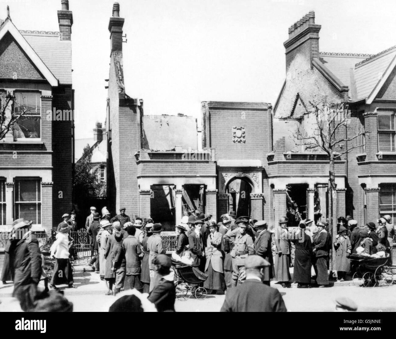 La Primera Guerra Mundial - Air Raid en Southend Foto de stock