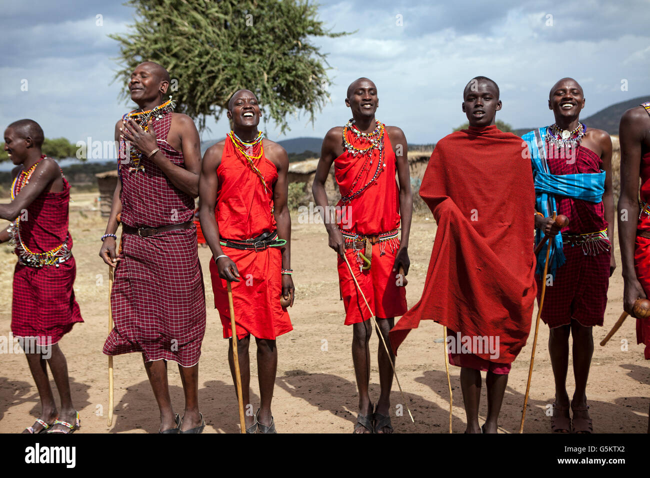 Masai warriors fotografías e imágenes de alta resolución Alamy